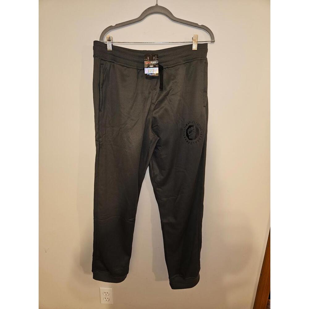 Men's UFC Basic Tech Joggers, Size XL NWT